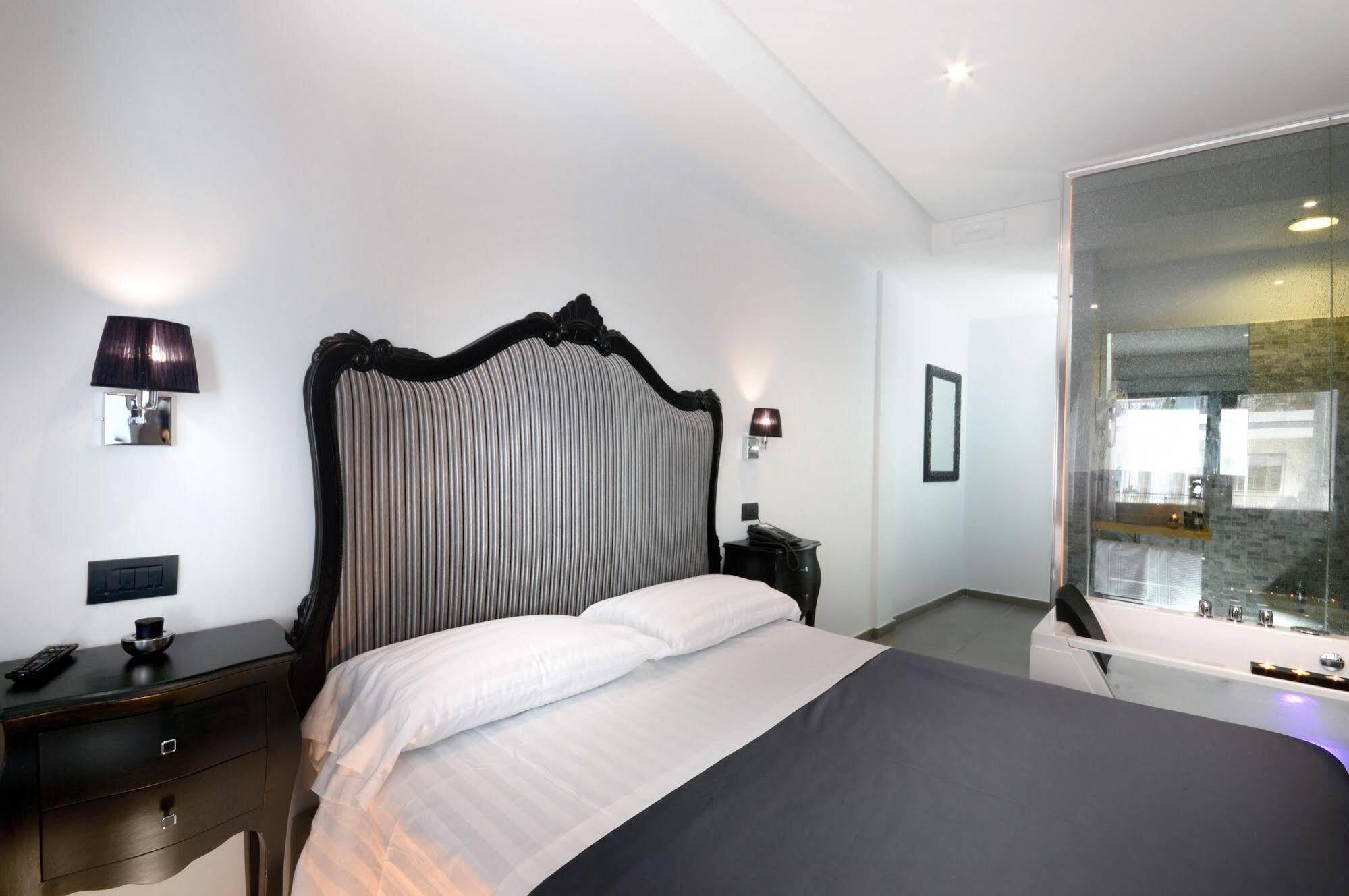 Barbarella Suite Νάπολη Εξωτερικό φωτογραφία