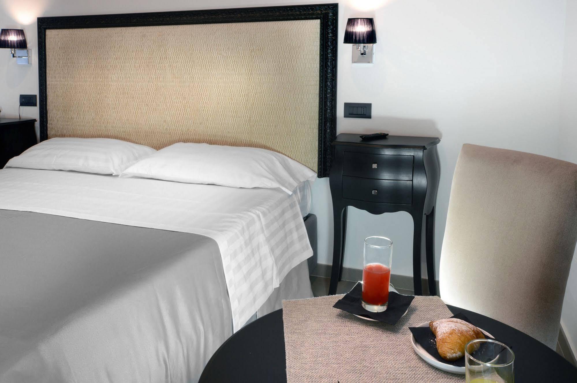 Barbarella Suite Νάπολη Εξωτερικό φωτογραφία