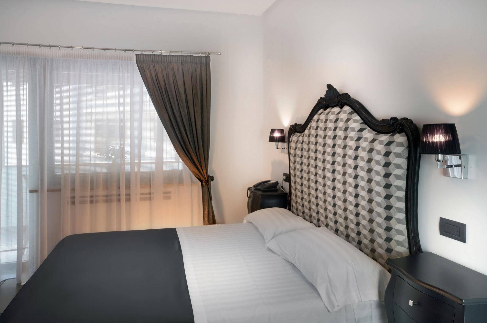 Barbarella Suite Νάπολη Εξωτερικό φωτογραφία