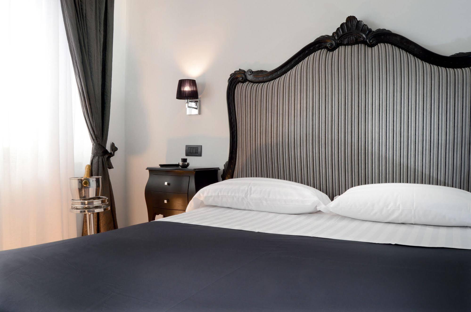 Barbarella Suite Νάπολη Εξωτερικό φωτογραφία